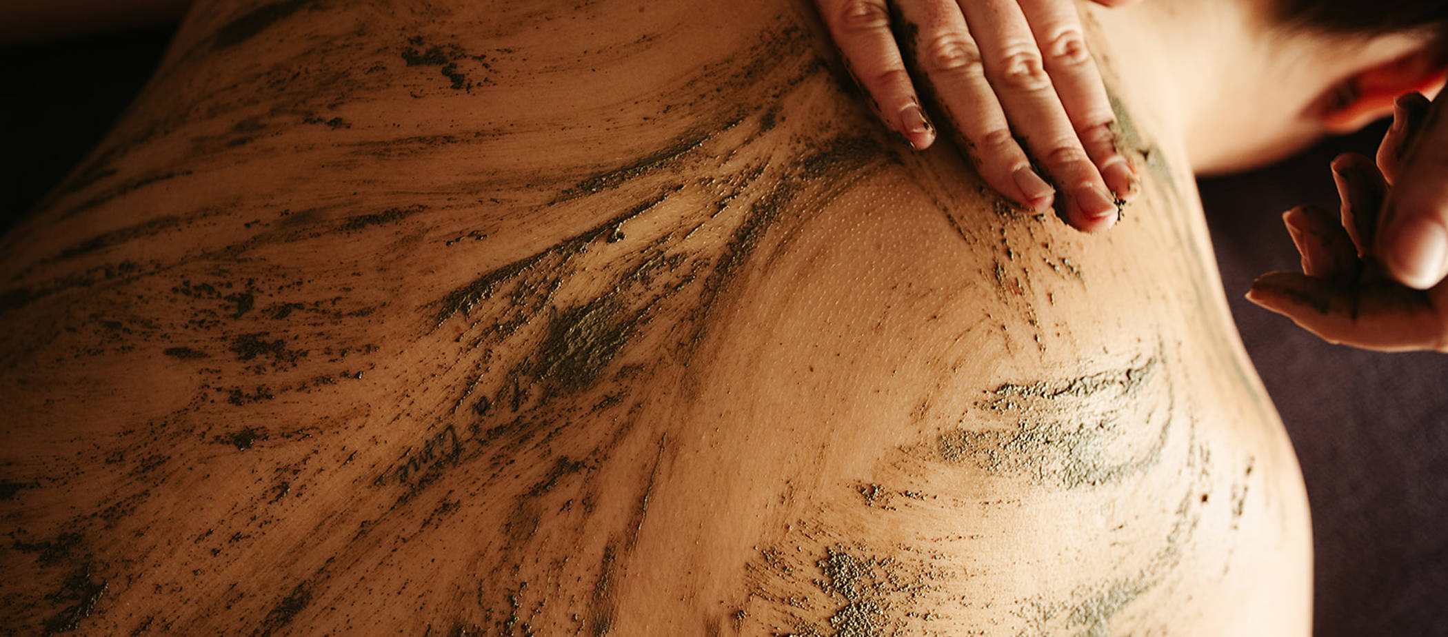 Fresh Leaf Fusion Face & Body Treatment