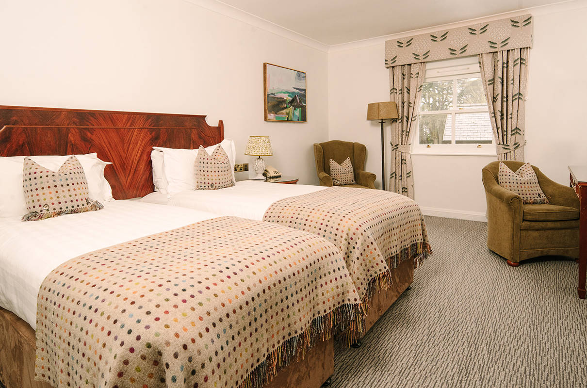 Cool Twin Rooms