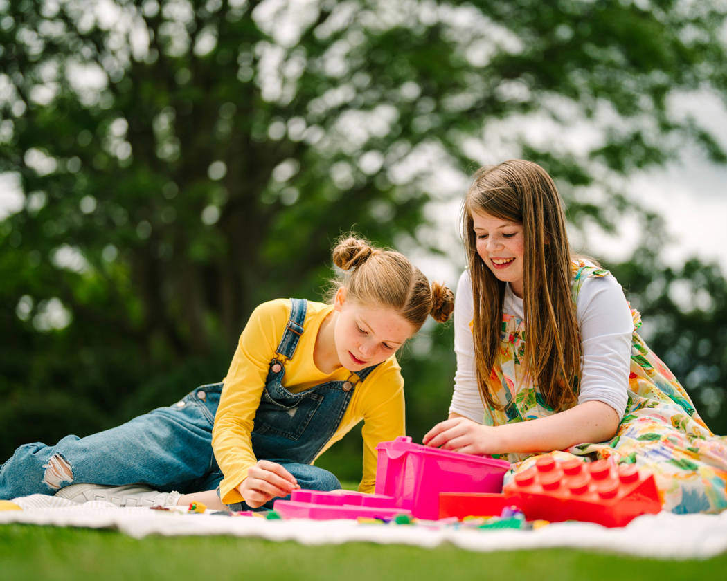 Dining and unwinding