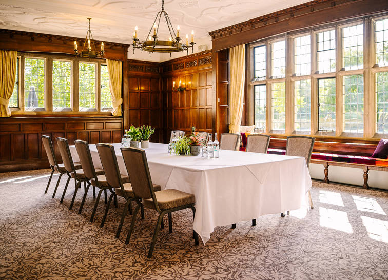 The Oak and White Hall