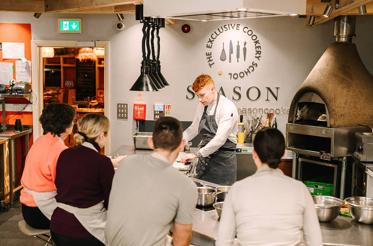  Meet the Chefs: Who’s Who in the Kitchen